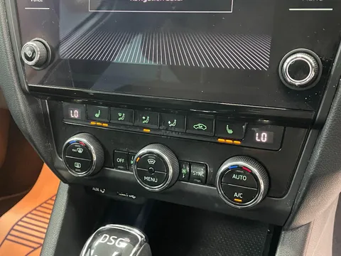 SKODA OCTAVIA 2.0 TDI CR 184 Scout 4x4 5dr DSG