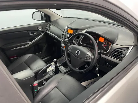 SSANGYONG KORANDO 2.0 ELX 4x4 5dr