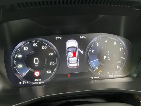 VOLVO XC40 1.5 T3 [163] R DESIGN 5dr Geartronic