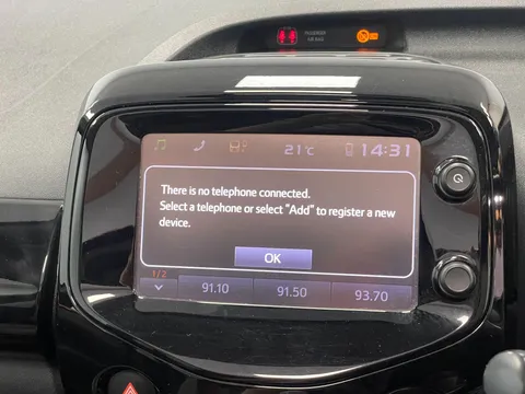 PEUGEOT 108 1.2 PureTech Roland Garros 5dr