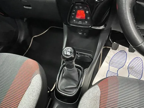 PEUGEOT 108 1.2 PureTech Roland Garros 5dr