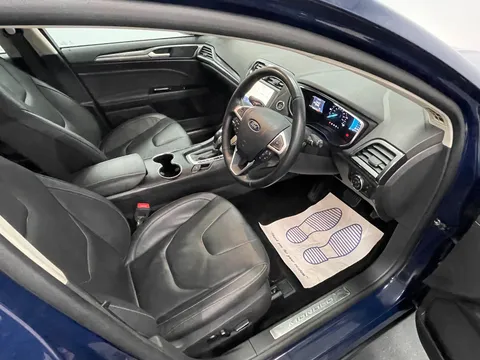 FORD MONDEO 2.0 Hybrid Titanium Edition 5dr Auto