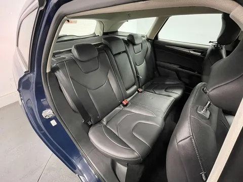 FORD MONDEO 2.0 Hybrid Titanium Edition 5dr Auto