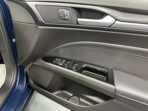 FORD MONDEO 2.0 Hybrid Titanium Edition 5dr Auto