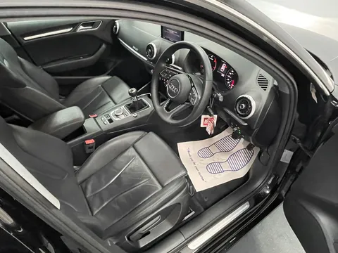 AUDI A3 30 TDI 116 Sport 5dr