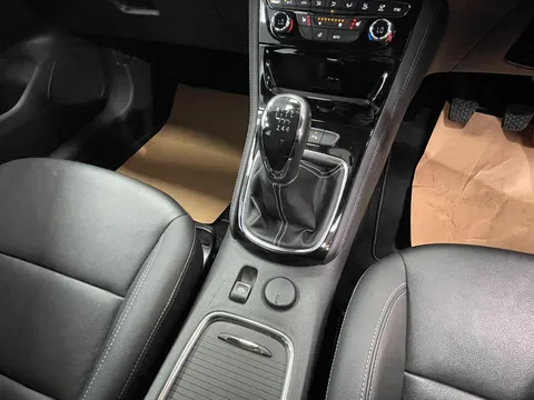 VAUXHALL ASTRA 1.4T 16V 150 Elite Nav 5dr