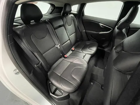 VOLVO V40 D3 SE Lux Nav 5dr Geartronic