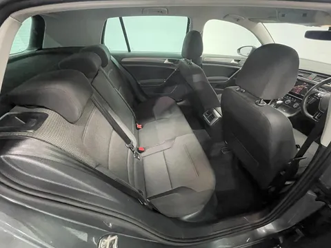 VOLKSWAGEN GOLF 1.6 TDI Match 5dr DSG