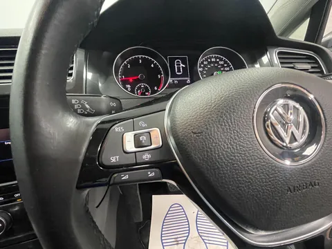 VOLKSWAGEN GOLF 1.6 TDI Match 5dr DSG