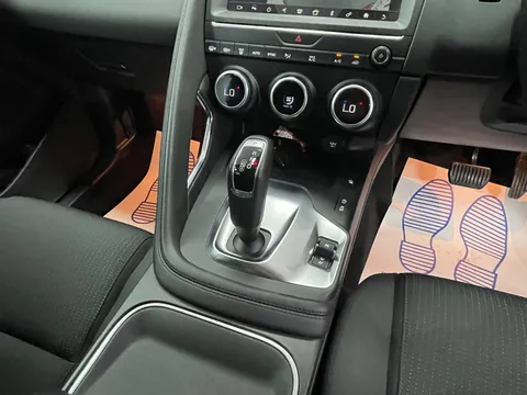 JAGUAR E-PACE 2.0d 5dr Auto