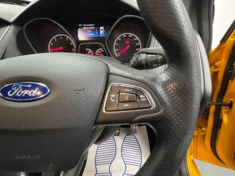 FORD FOCUS 2.0T EcoBoost ST-2 5dr
