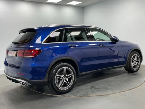 MERCEDES-BENZ GLC GLC 220d 4Matic AMG Line 5dr 9G-Tronic