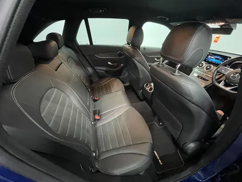 MERCEDES-BENZ GLC GLC 220d 4Matic AMG Line 5dr 9G-Tronic