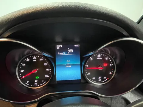 MERCEDES-BENZ GLC GLC 220d 4Matic AMG Line 5dr 9G-Tronic