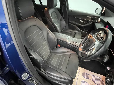 MERCEDES-BENZ GLC GLC 220d 4Matic AMG Line 5dr 9G-Tronic