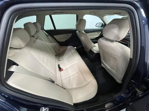 BMW 3 SERIES 320d Luxury 5dr Step Auto [Business Media]