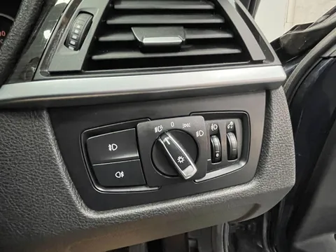 BMW 3 SERIES 320d Luxury 5dr Step Auto [Business Media]