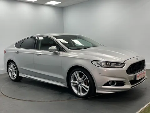 FORD MONDEO 2.0 TDCi 180 Titanium 5dr Powershift