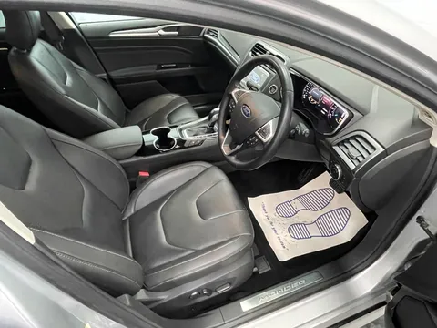 FORD MONDEO 2.0 TDCi 180 Titanium 5dr Powershift