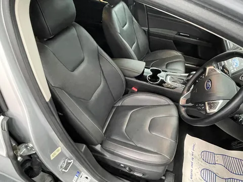 FORD MONDEO 2.0 TDCi 180 Titanium 5dr Powershift