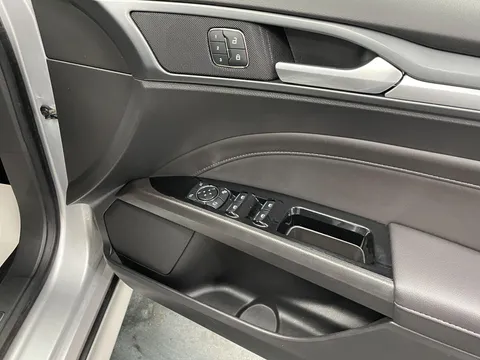 FORD MONDEO 2.0 TDCi 180 Titanium 5dr Powershift