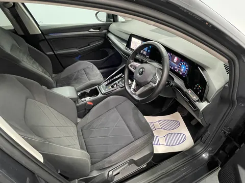 VOLKSWAGEN GOLF 1.4 TSI eHybrid Style 5dr DSG