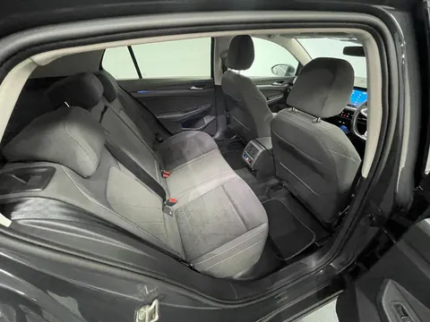 VOLKSWAGEN GOLF 1.4 TSI eHybrid Style 5dr DSG