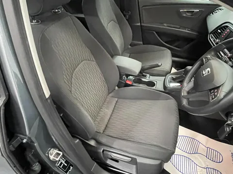 SEAT LEON 1.6 TDI SE 5dr DSG [Technology Pack]