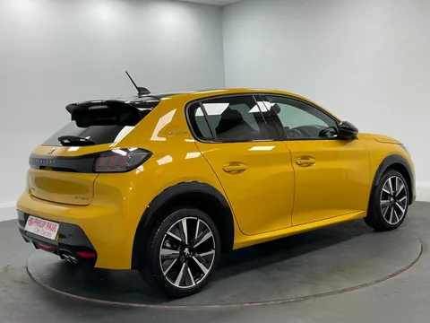 PEUGEOT 208 1.2 PureTech 130 GT Line 5dr EAT8