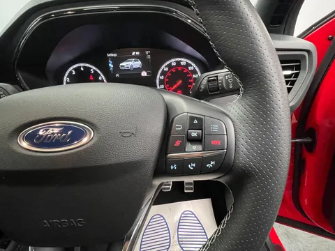 FORD FOCUS 2.3 EcoBoost ST 5dr
