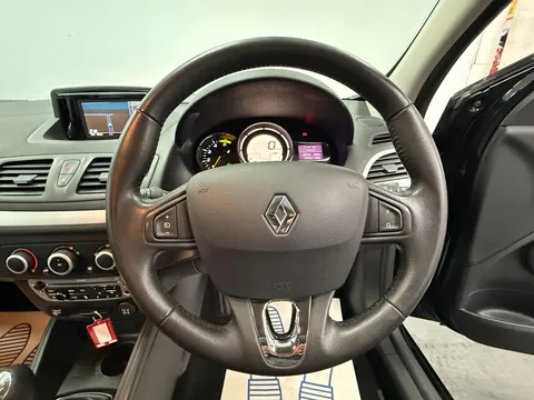 RENAULT MEGANE 1.5 dCi 110 Dynamique TomTom 5dr [Start Stop]