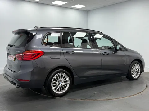 BMW 2 SERIES 218d SE 5dr