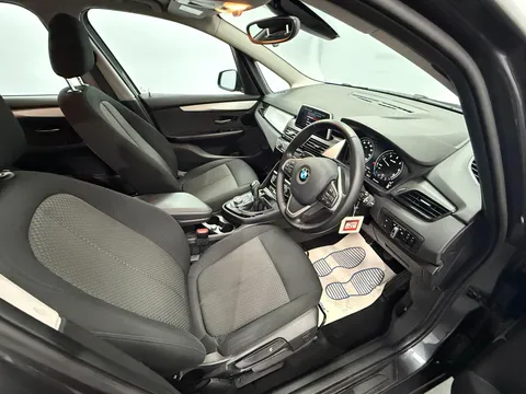 BMW 2 SERIES 218d SE 5dr