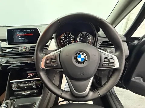 BMW 2 SERIES 218d SE 5dr