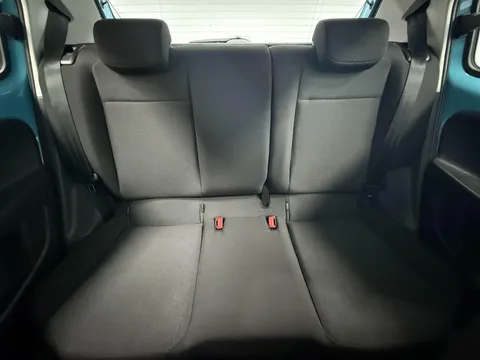 VOLKSWAGEN UP 1.0 Move Up 5dr