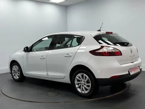 RENAULT MEGANE 1.5 dCi Dynamique Nav 5dr
