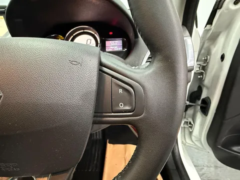 RENAULT MEGANE 1.5 dCi Dynamique Nav 5dr