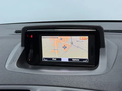 RENAULT MEGANE 1.5 dCi Dynamique Nav 5dr