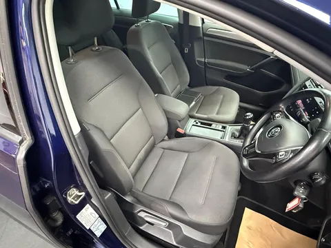 VOLKSWAGEN GOLF 1.6 TDI Match Edition 5dr