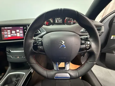 PEUGEOT 308 1.6 BlueHDi 120 GT Line 5dr