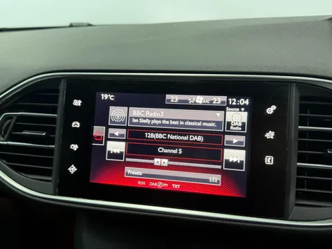 PEUGEOT 308 1.6 BlueHDi 120 GT Line 5dr
