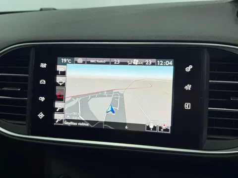 PEUGEOT 308 1.6 BlueHDi 120 GT Line 5dr