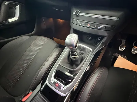 PEUGEOT 308 1.6 BlueHDi 120 GT Line 5dr