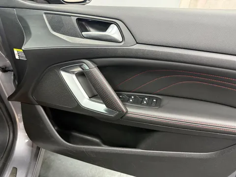 PEUGEOT 308 1.6 BlueHDi 120 GT Line 5dr