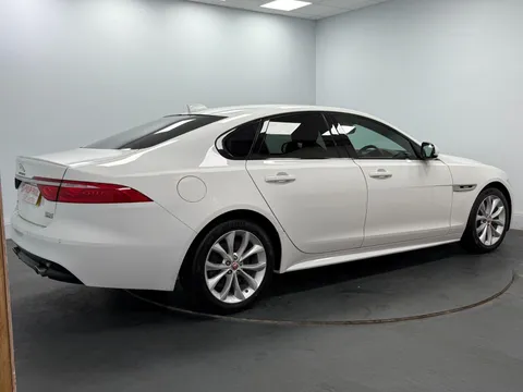 JAGUAR XF 2.0d [240] R-Sport 4dr Auto AWD