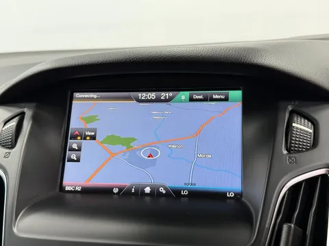 FORD FOCUS 1.6 125 Titanium 5dr Powershift