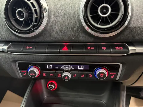 AUDI A3 1.6 TDI 110 Sport 4dr S Tronic [Nav]