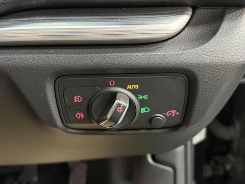 AUDI A3 1.6 TDI 110 Sport 4dr S Tronic [Nav]