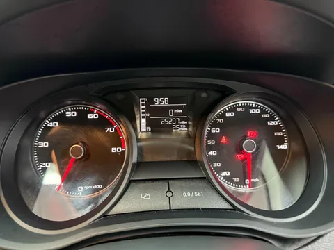 SEAT IBIZA 1.4 Toca 5dr