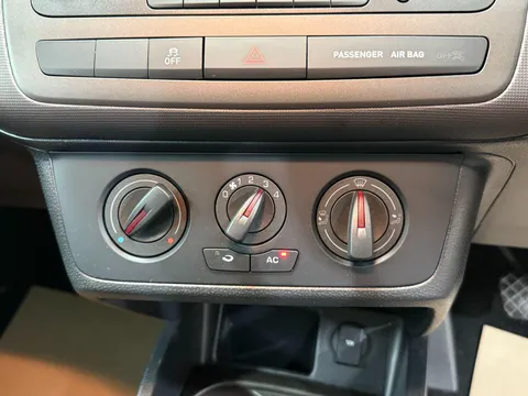 SEAT IBIZA 1.4 Toca 5dr